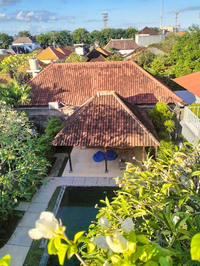 Хостел The Island Bali Семиньяк Экстерьер фото