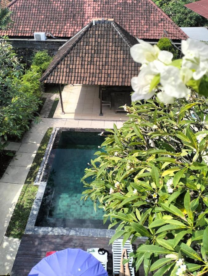 Хостел The Island Bali Семиньяк Экстерьер фото